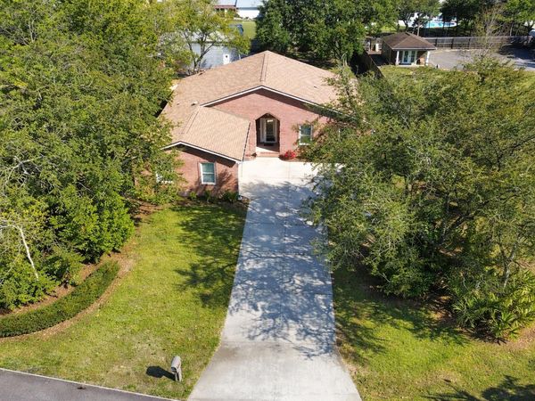 8600 Estrada Street, Navarre, FL 32566