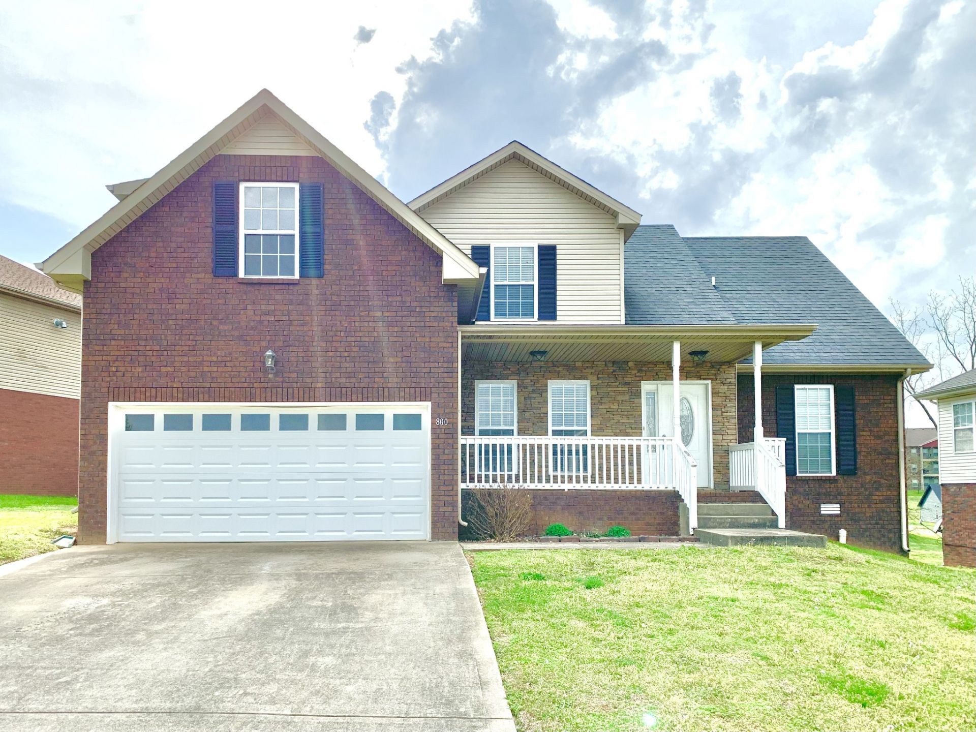 800 Karmaflux Way, Clarksville, TN 37043 Main Photo