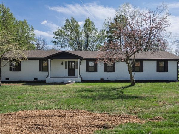 829 Highway 52 E, Portland, TN 37148