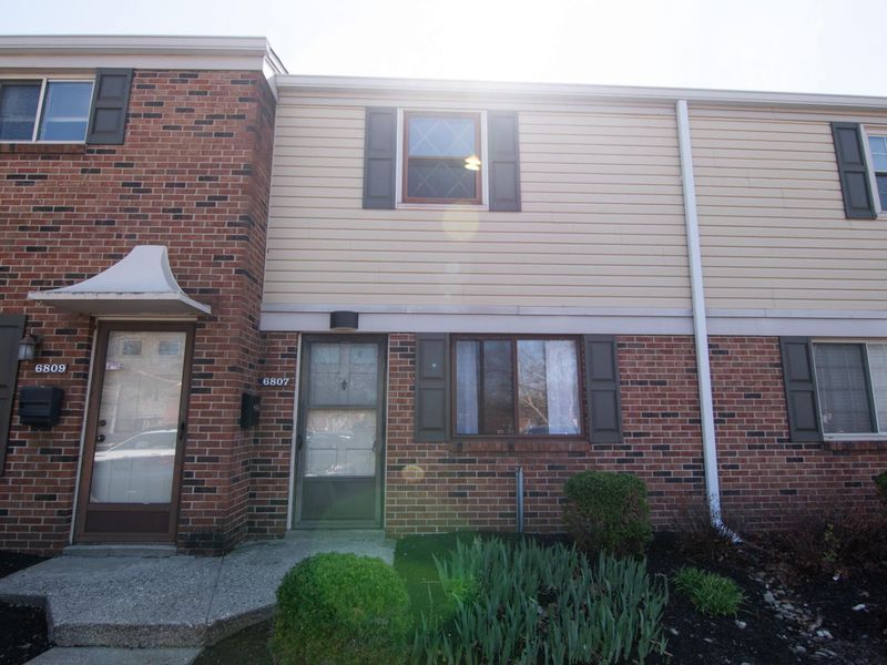 6807 Curtis Way, Florence, KY 41042 Photo 2