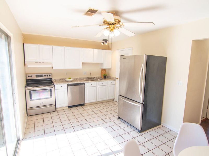 6807 Curtis Way, Florence, KY 41042 Photo 9