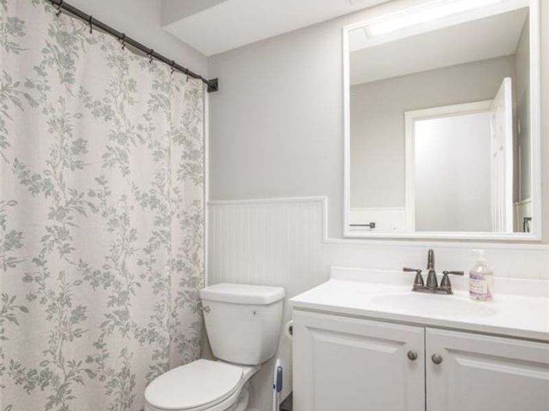 3711 Meadowbrook Boulevard, University Heights, OH 44118 Photo 9