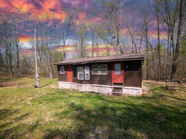 1423 N Lawrence Hollow Drive, Bloomfield, IN 47424