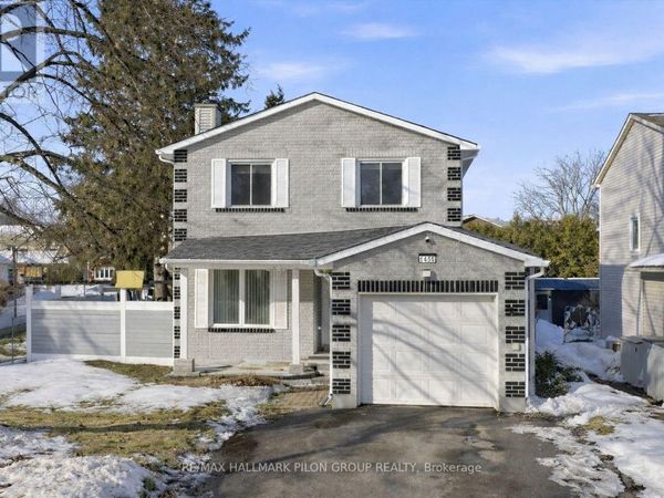 1456 Prestone Drive, Ottawa, ON K1E1M4