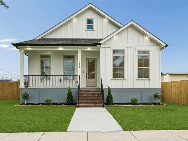 4601 PINEDA Street, New Orleans, LA 70126