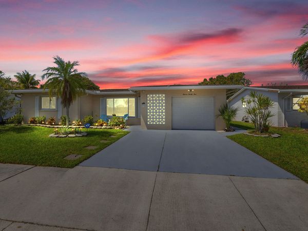 1125 N Rock Island Road, Margate, FL 33063