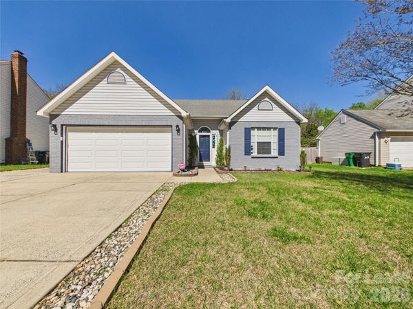 14133 Walkers Crossing Drive , Charlotte, NC 28273