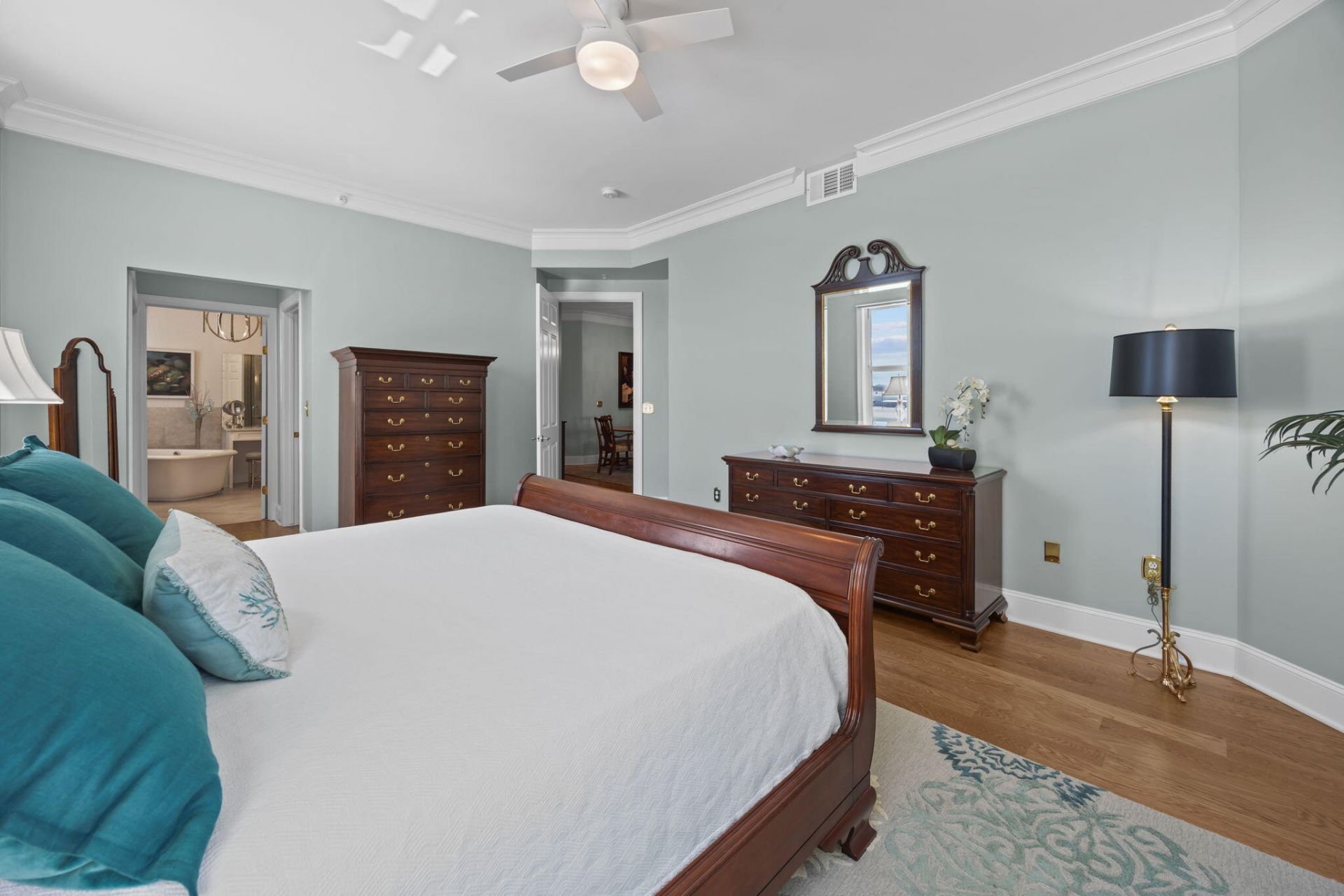 2 Wharfside Street Photo 11