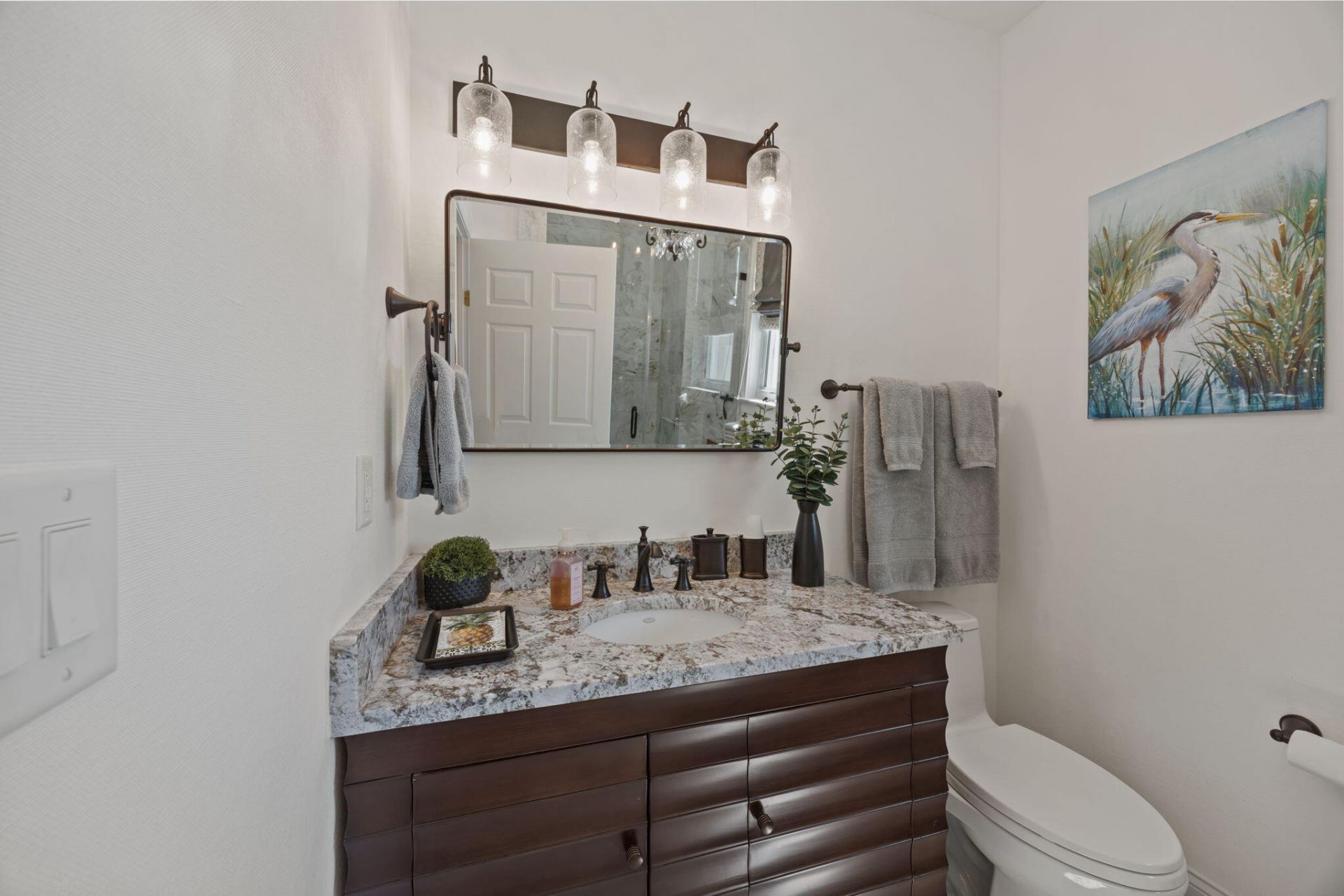 2 Wharfside Street Photo 26