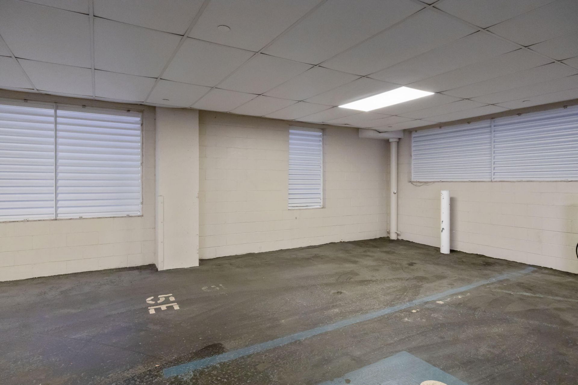 2 Wharfside Street Photo 34