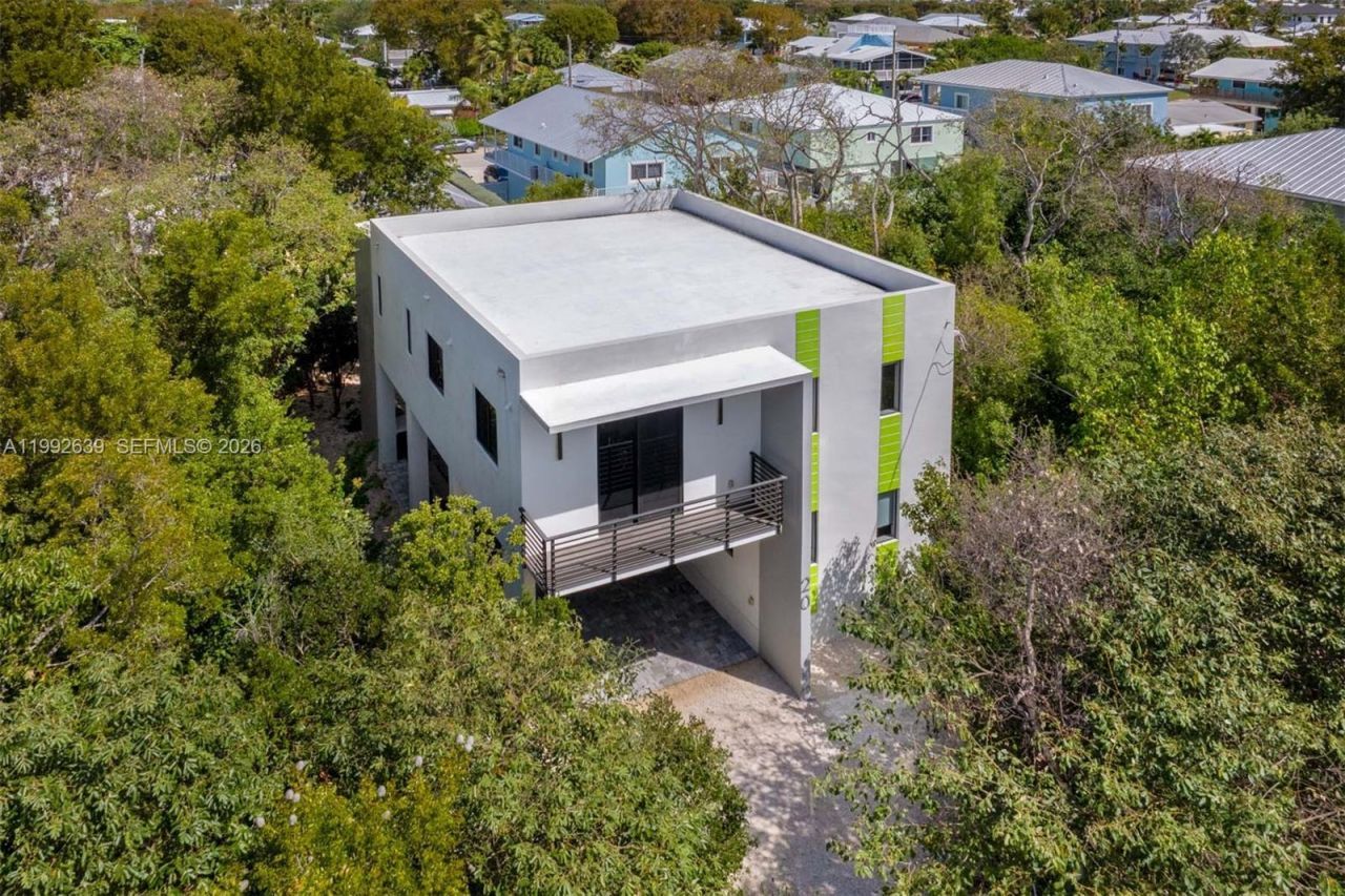 20 Coral Dr , Key Largo, FL 33037 Photo