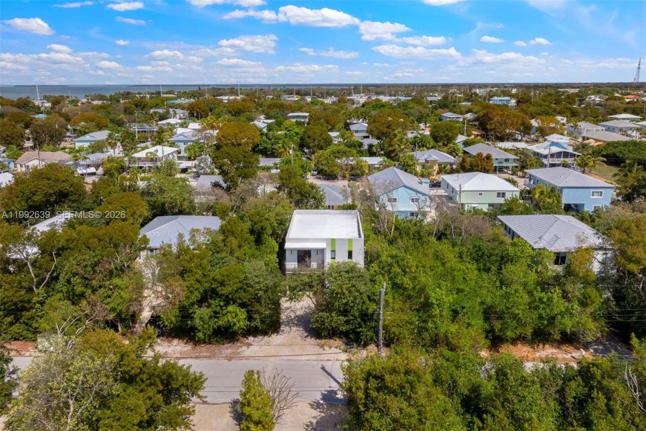 20 Coral Dr , Key Largo, FL 33037 Photo