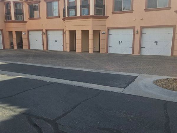 6 Via Vasari, Unit 104, Henderson, NV 89011