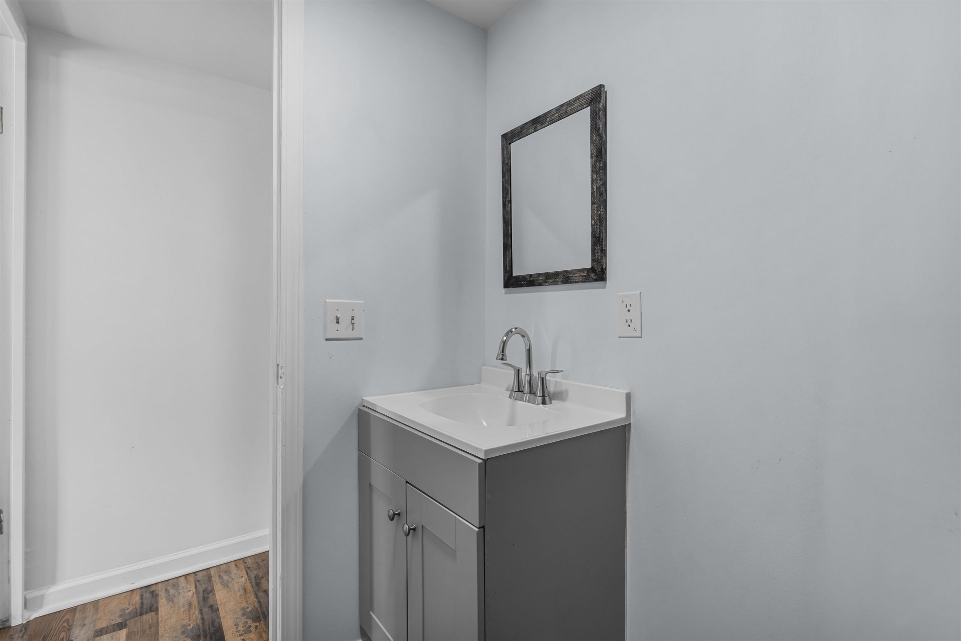 100 Romell Rd. Photo 19