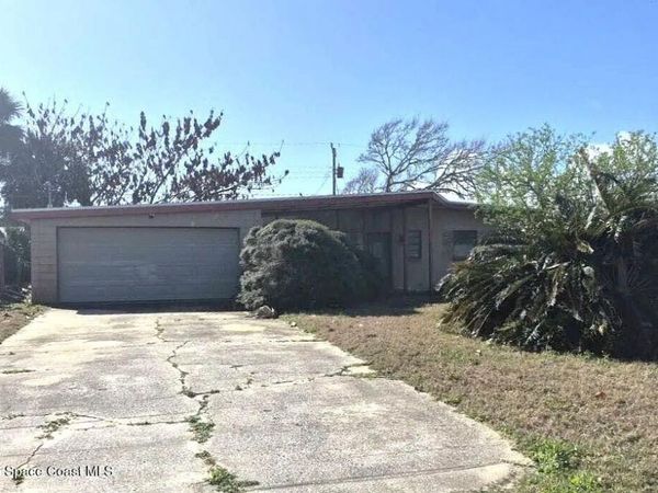 100 Carolyn Terrace , Daytona Beach, FL 32118