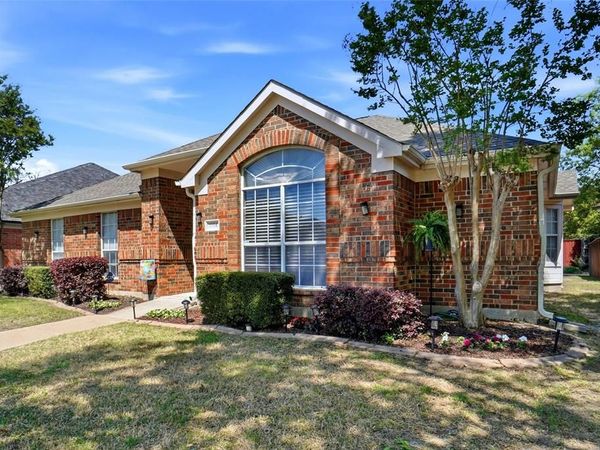 1704 Shadow Creek, Mesquite, TX 75181