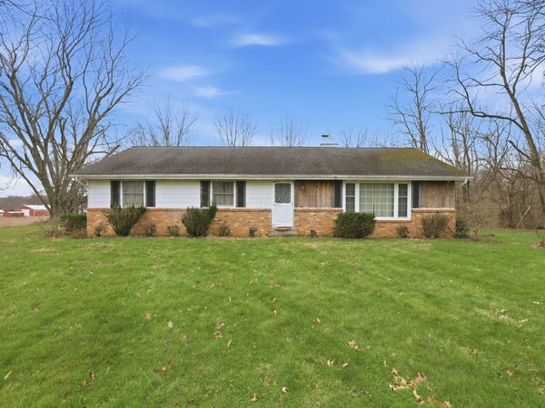 3634 Hazelton Etna Road , Johnstown, OH 43031
