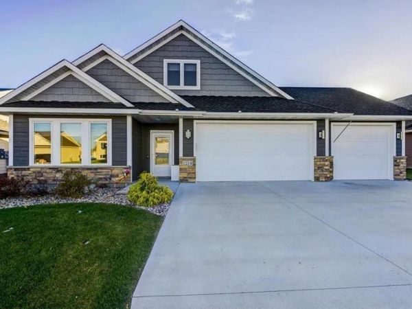 1214 Tikalsky Street SE, New Prague, MN 56071