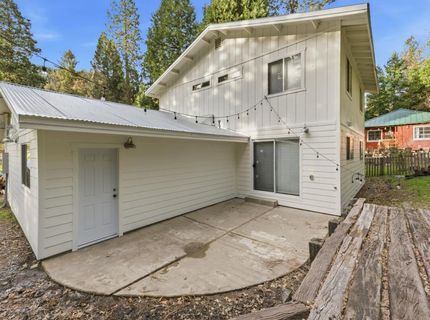 21 Spring St., Sierra City, CA 96125 Photo