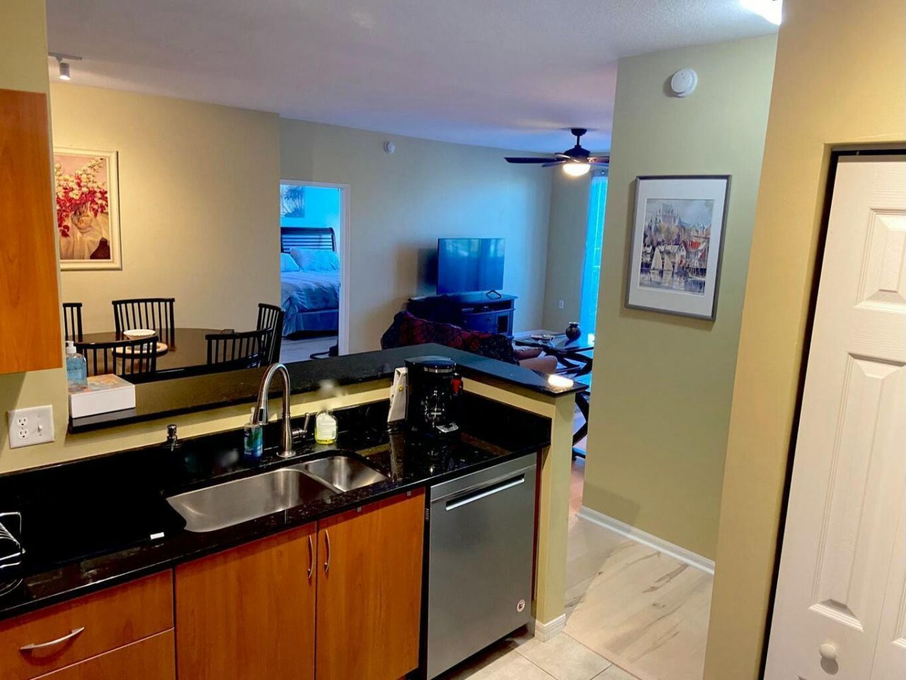 802 W Windward Way, Unit 203, Lantana, FL 33462 Photo