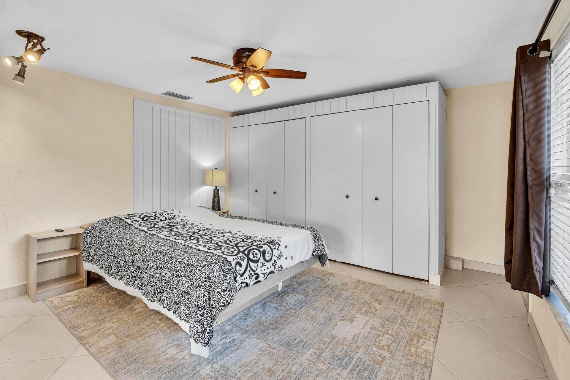 3998 NW 5th Avenue, Boca Raton, FL 33431 Photo