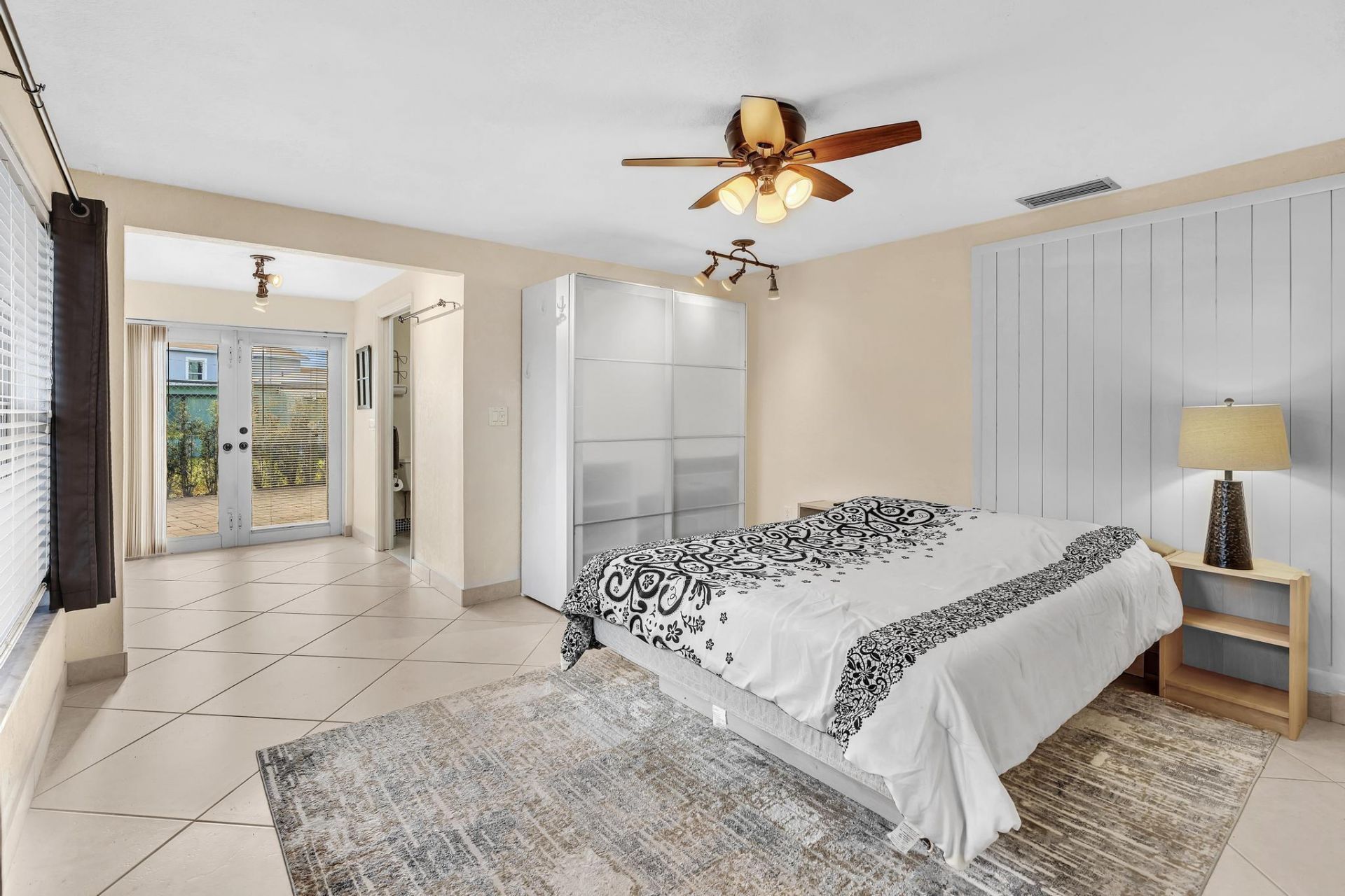 3998 NW 5th Avenue, Boca Raton, FL 33431 Photo