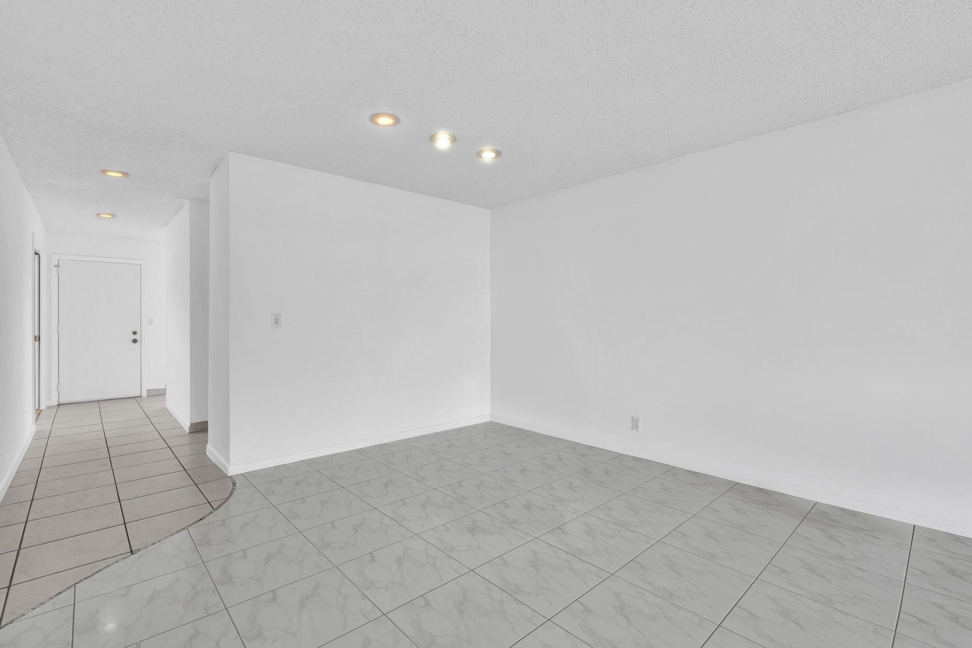 13721 Flora Place, Unit D, Delray Beach, FL 33484 Photo