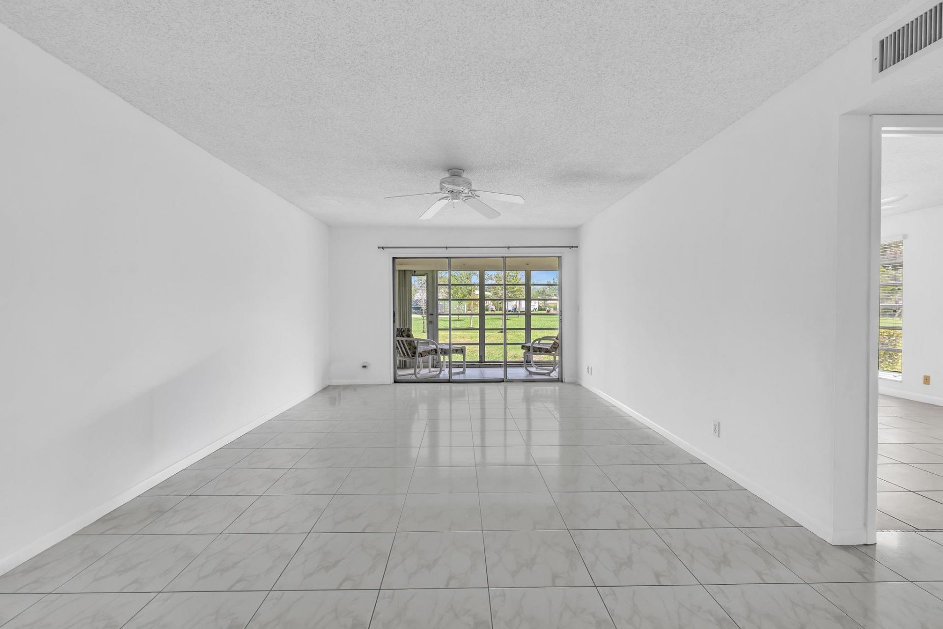 13721 Flora Place, Unit D, Delray Beach, FL 33484 Photo