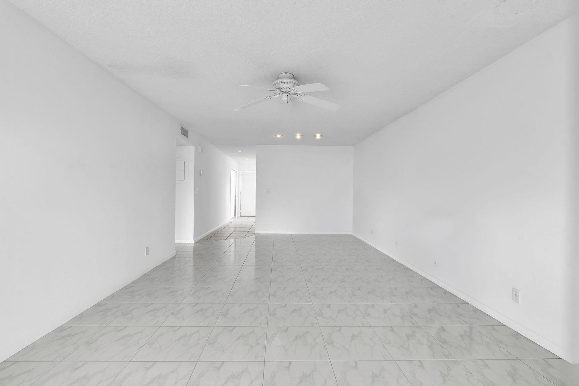 13721 Flora Place, Unit D, Delray Beach, FL 33484 Photo