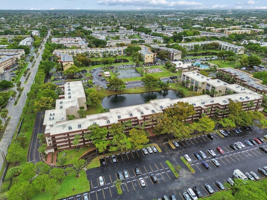 3141 NW 47th Terrace, Unit 124, Lauderdale Lakes, FL 33319 Photo