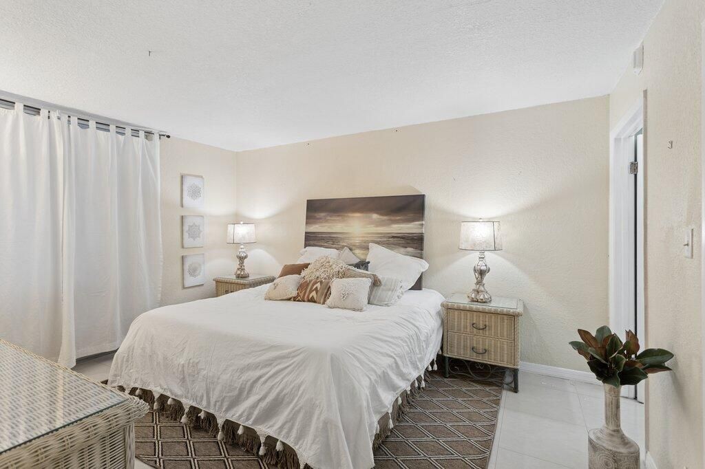 3141 NW 47th Terrace, Unit 124, Lauderdale Lakes, FL 33319 Photo