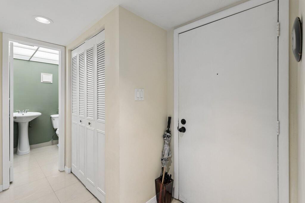 3141 NW 47th Terrace, Unit 124, Lauderdale Lakes, FL 33319 Photo