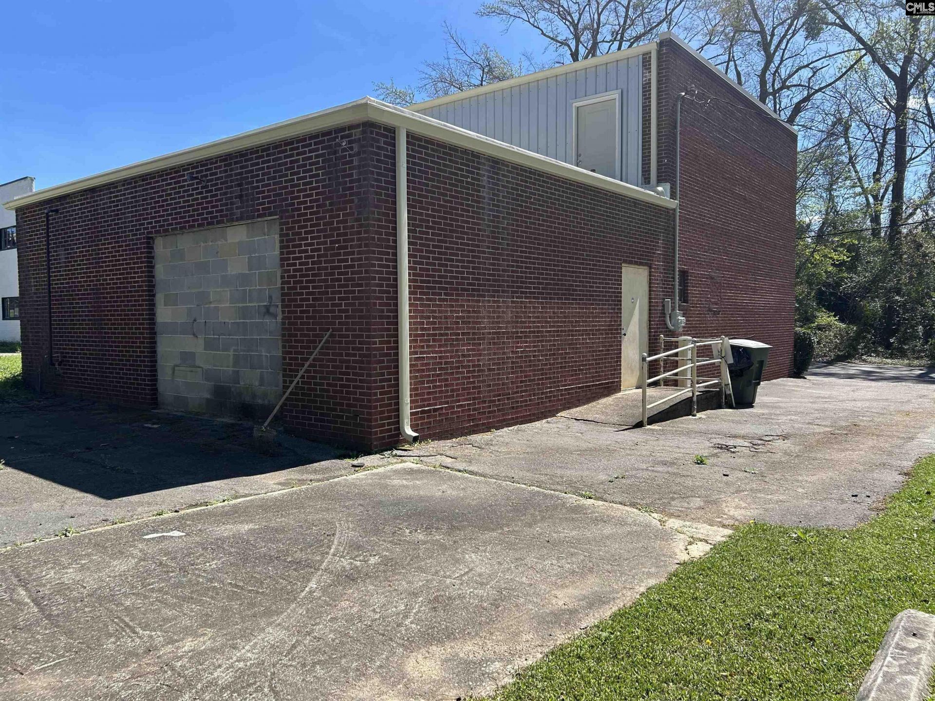 1111 Miller Avenue  Photo 5