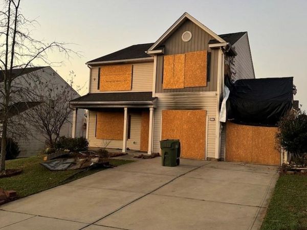 116 Abel Peterson Drive , Mount Holly, NC 28120