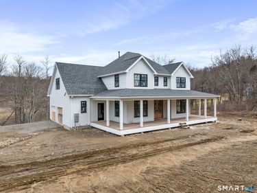 2 Pickett, Roxbury, CT 06783