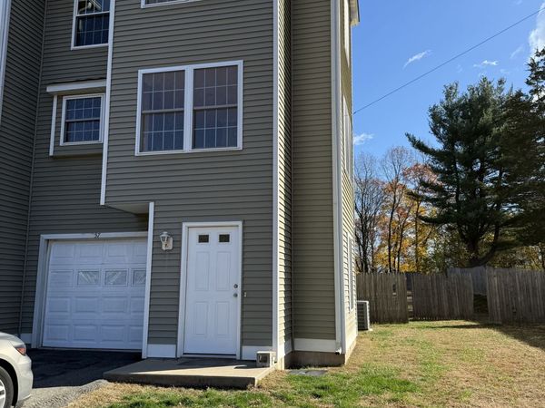 57 Hollis , Unit 57, Meriden, CT 06451