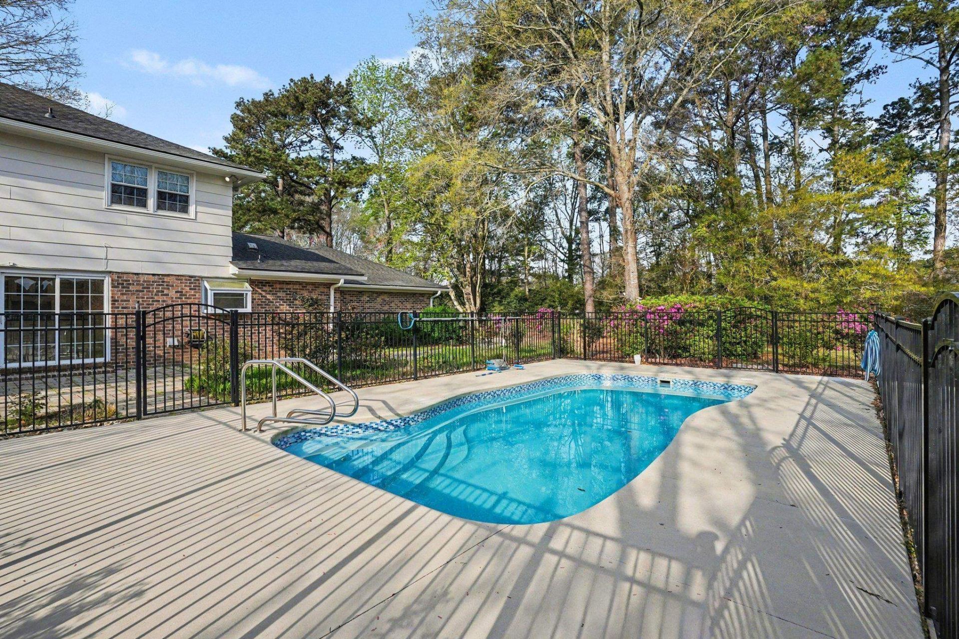 1930 Kate Ln. Photo 22