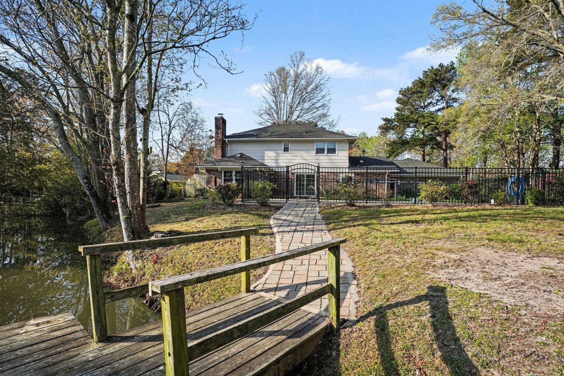 1930 Kate Ln. Photo 7