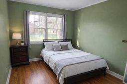 1324 Springdale Drive photo 4