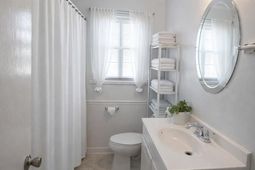 1324 Springdale Drive photo 4