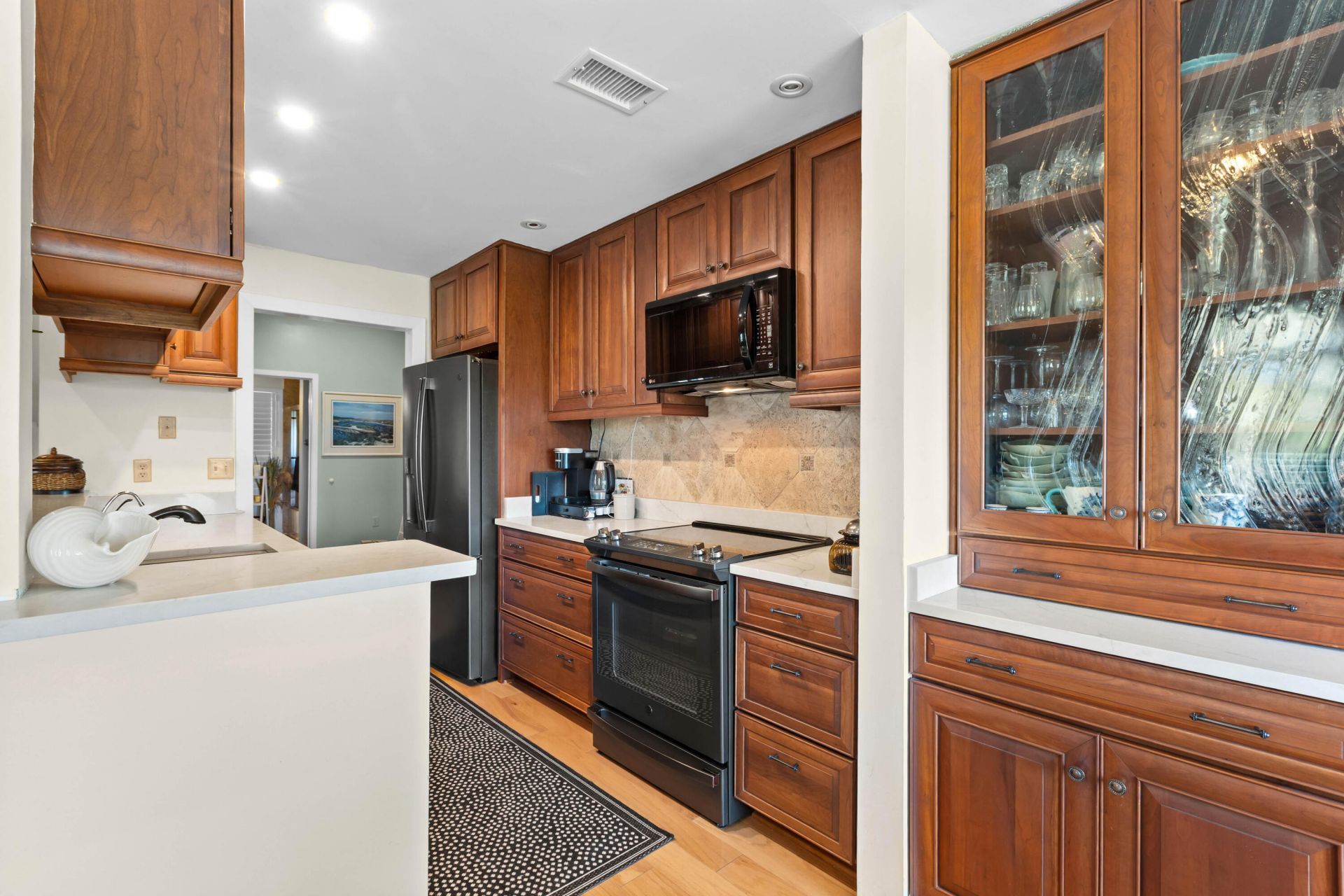 3018 Ocean Winds Drive Photo 10