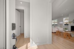 726 Rumbling Leaf Lane photo 4