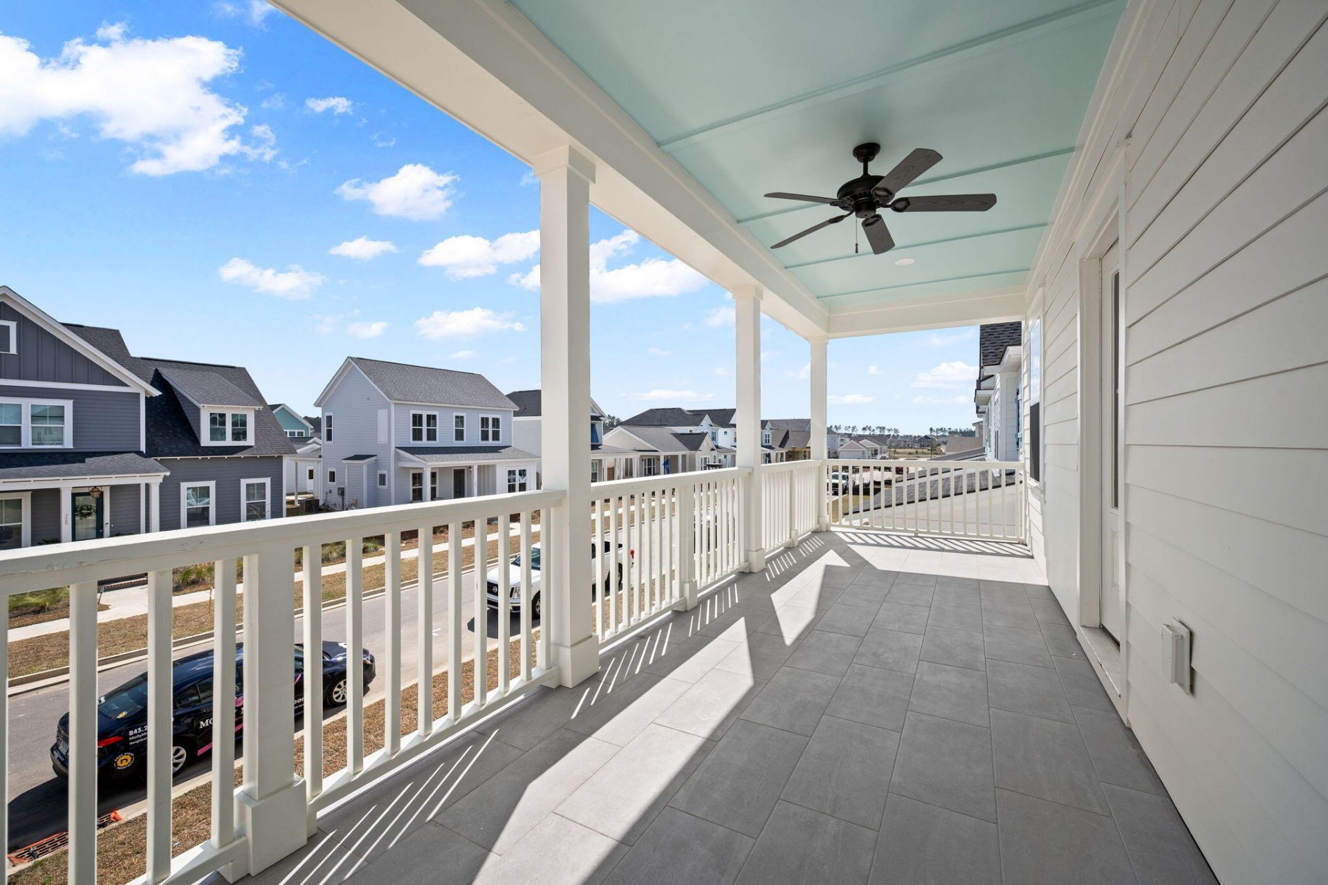 726 Rumbling Leaf Lane Photo 30