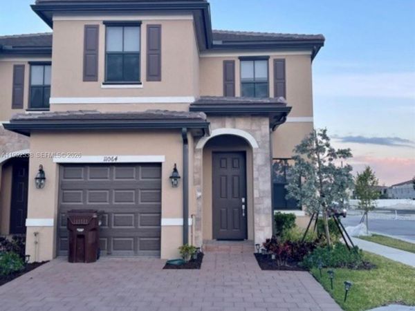 11064 W 33 way , Unit 11064, Hialeah Gardens, FL 33018