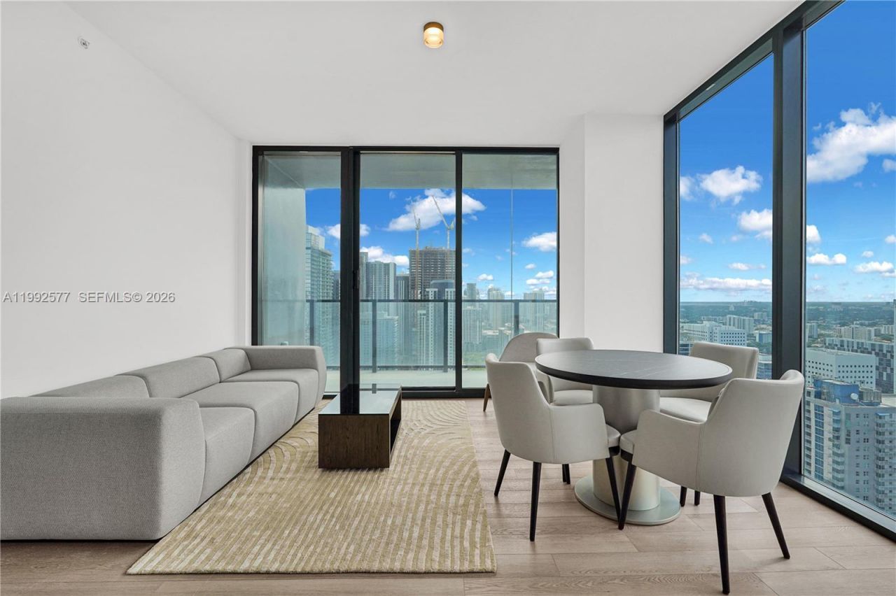 20 NE 11th St, Unit 2710, Miami, FL 33132 Photo