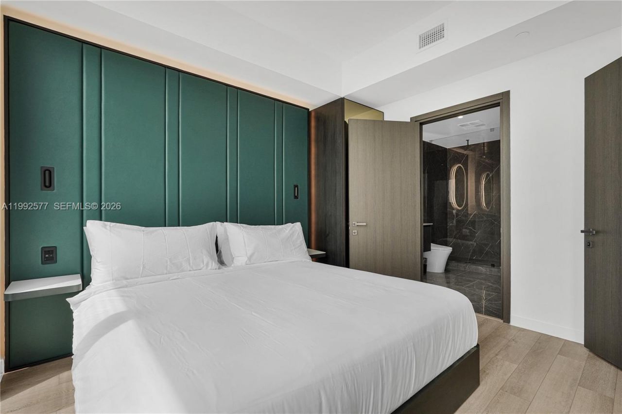 20 NE 11th St, Unit 2710, Miami, FL 33132 Photo