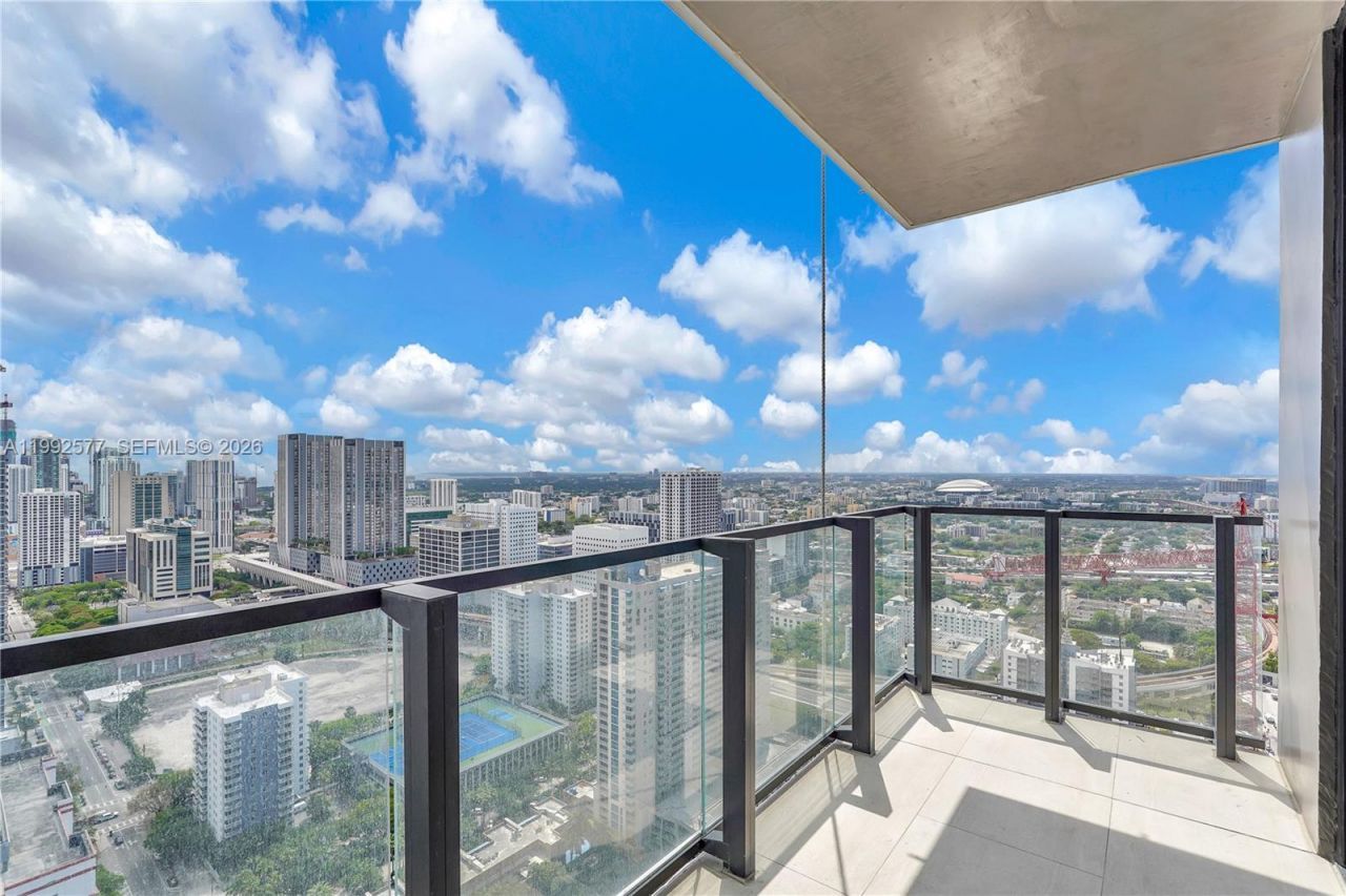20 NE 11th St, Unit 2710, Miami, FL 33132 Photo