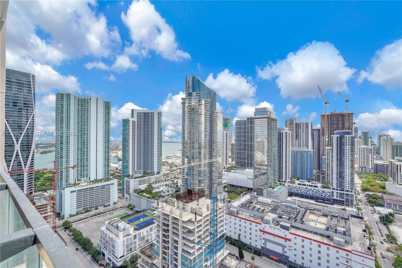 20 NE 11th St, Unit 2710, Miami, FL 33132 Photo
