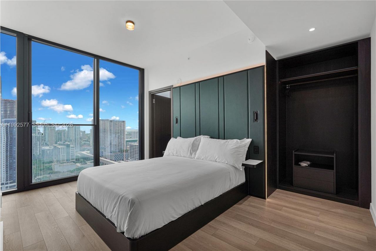 20 NE 11th St, Unit 2710, Miami, FL 33132 Photo