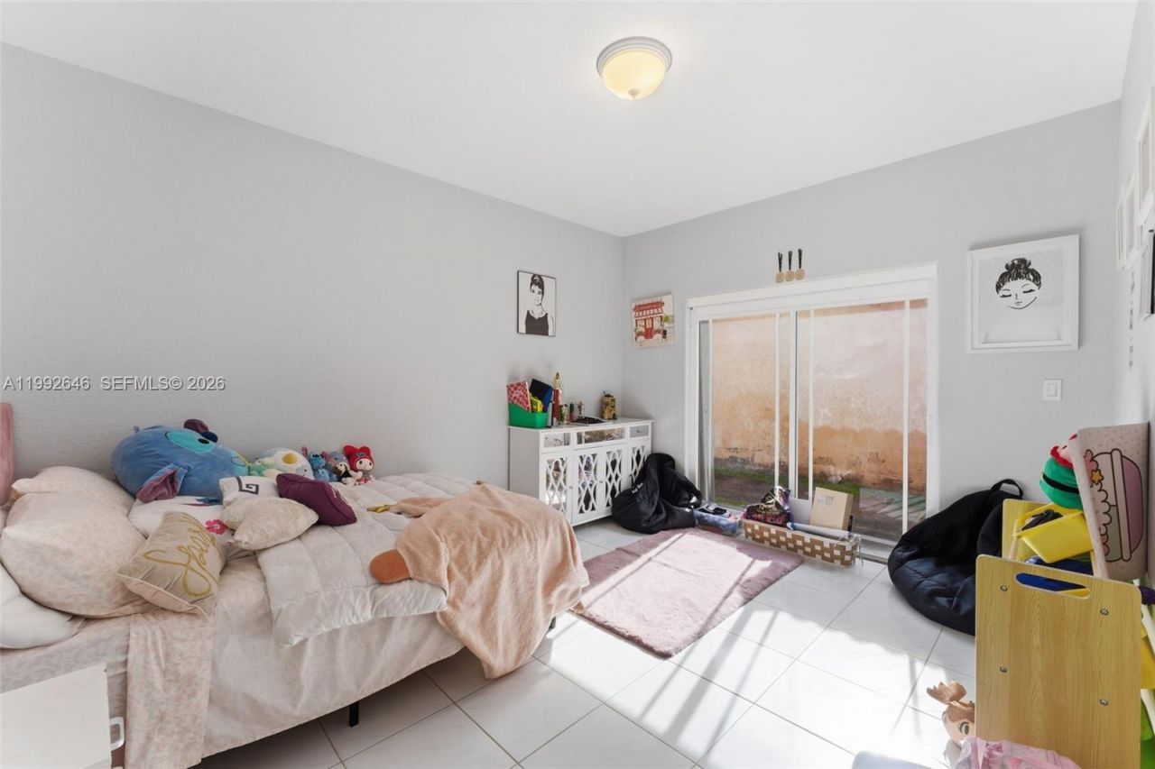 8790 NW 142nd St, Miami Lakes, FL 33018 Photo